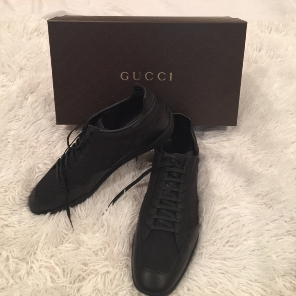 Gucci size 10 Lombok sneakers. ( Authentic Gucci)
